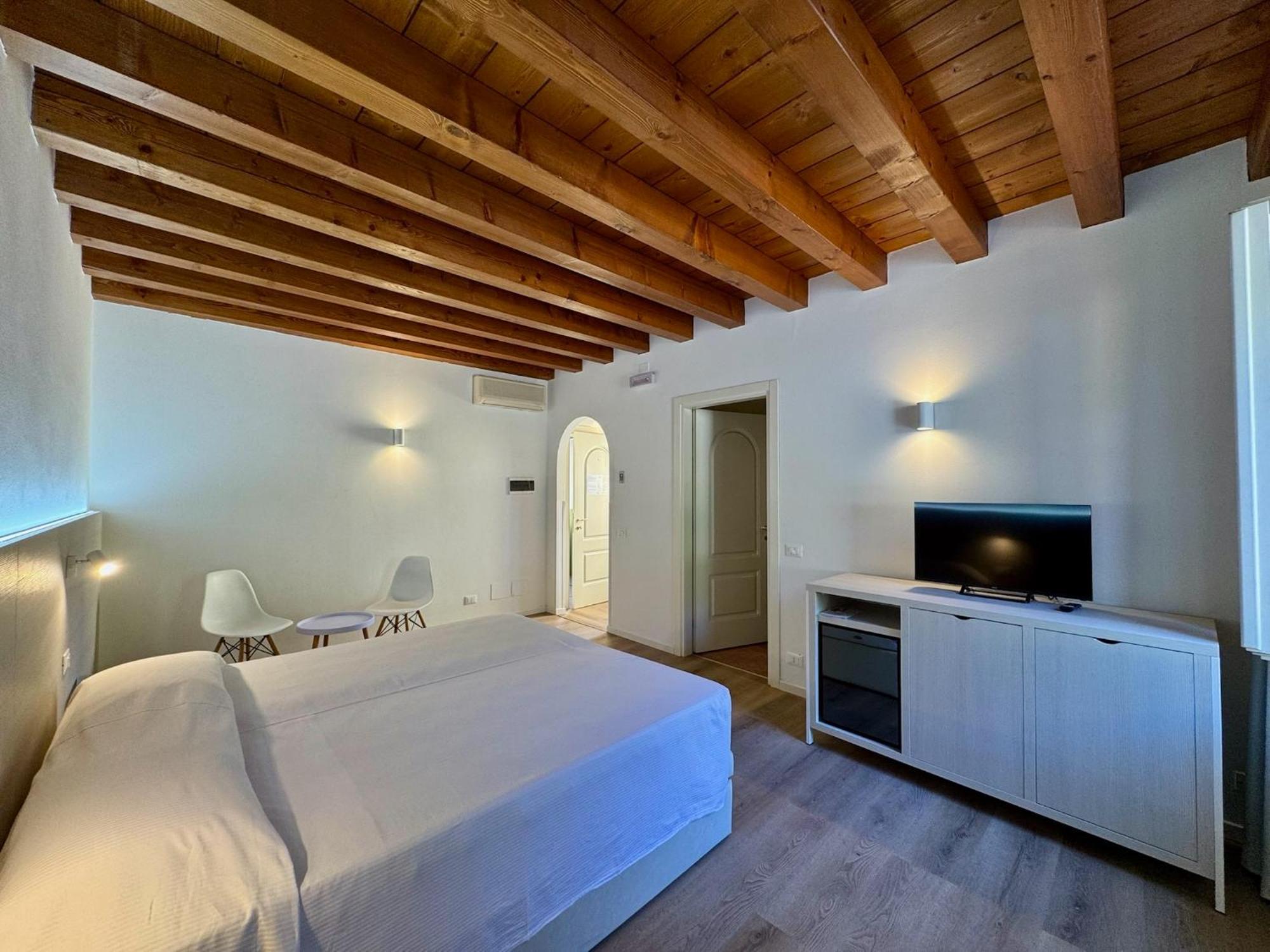 Corte Impero Hotel & Restaurant Аффі Екстер'єр фото