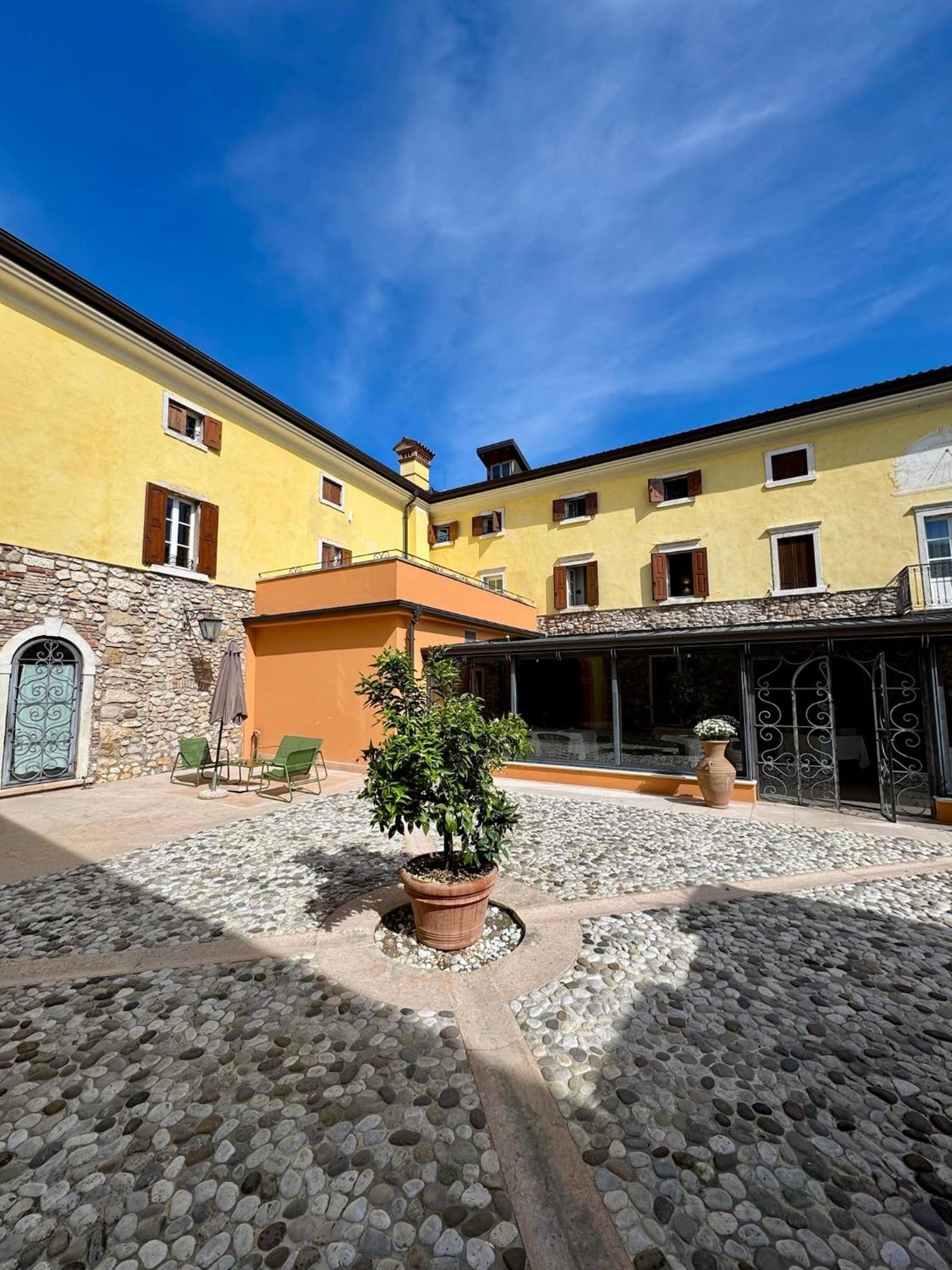 Corte Impero Hotel & Restaurant Аффі Екстер'єр фото