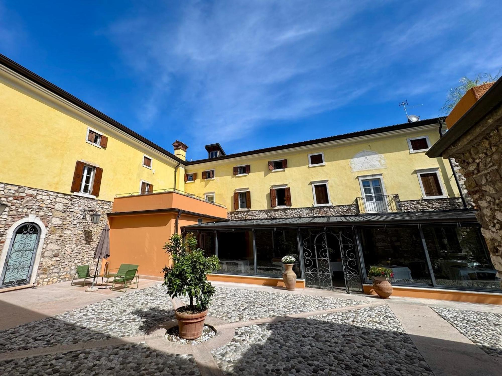 Corte Impero Hotel & Restaurant Аффі Екстер'єр фото