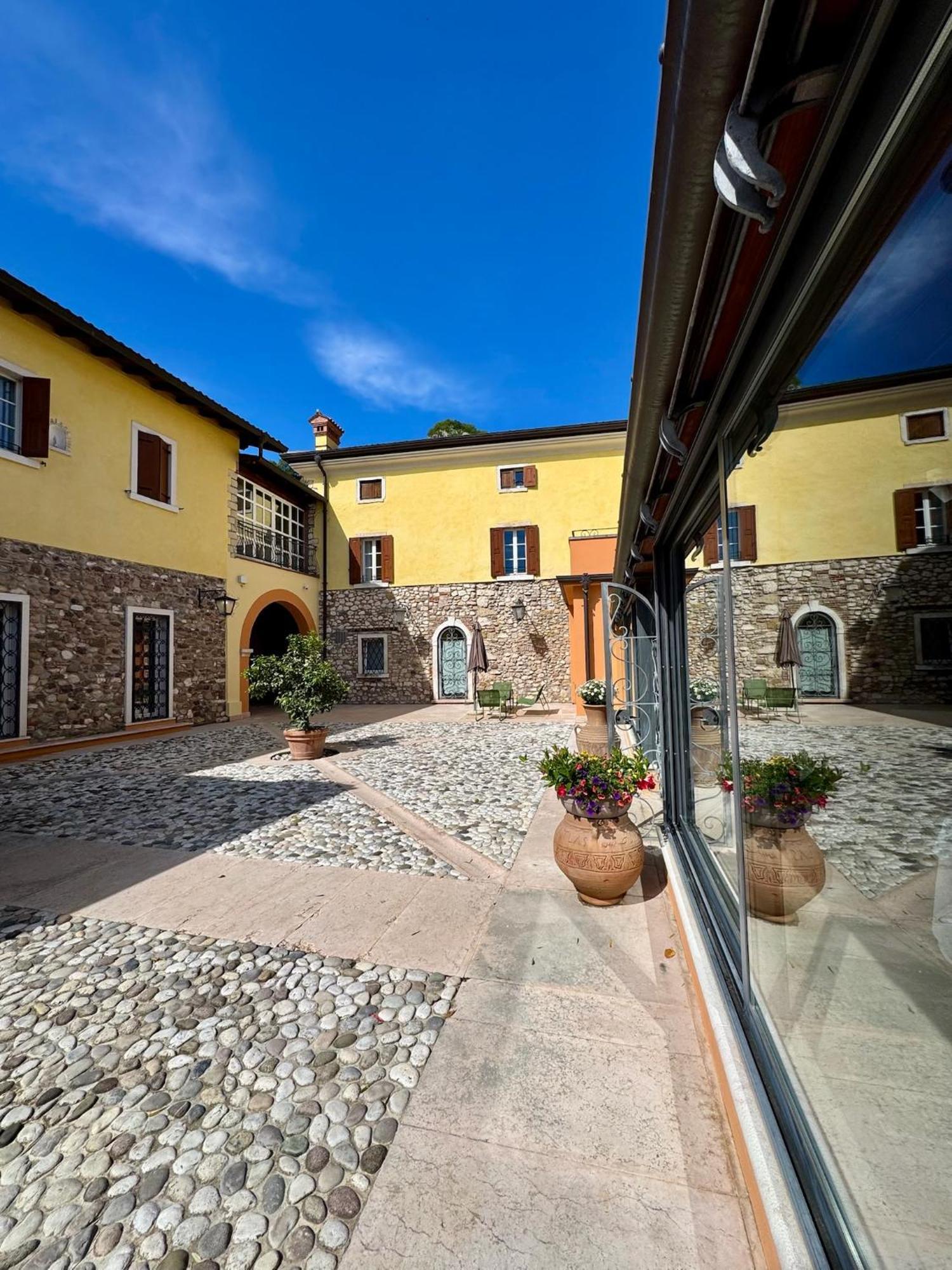 Corte Impero Hotel & Restaurant Аффі Екстер'єр фото